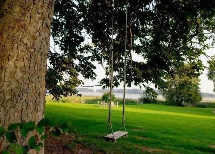 8 By Interhome アパート